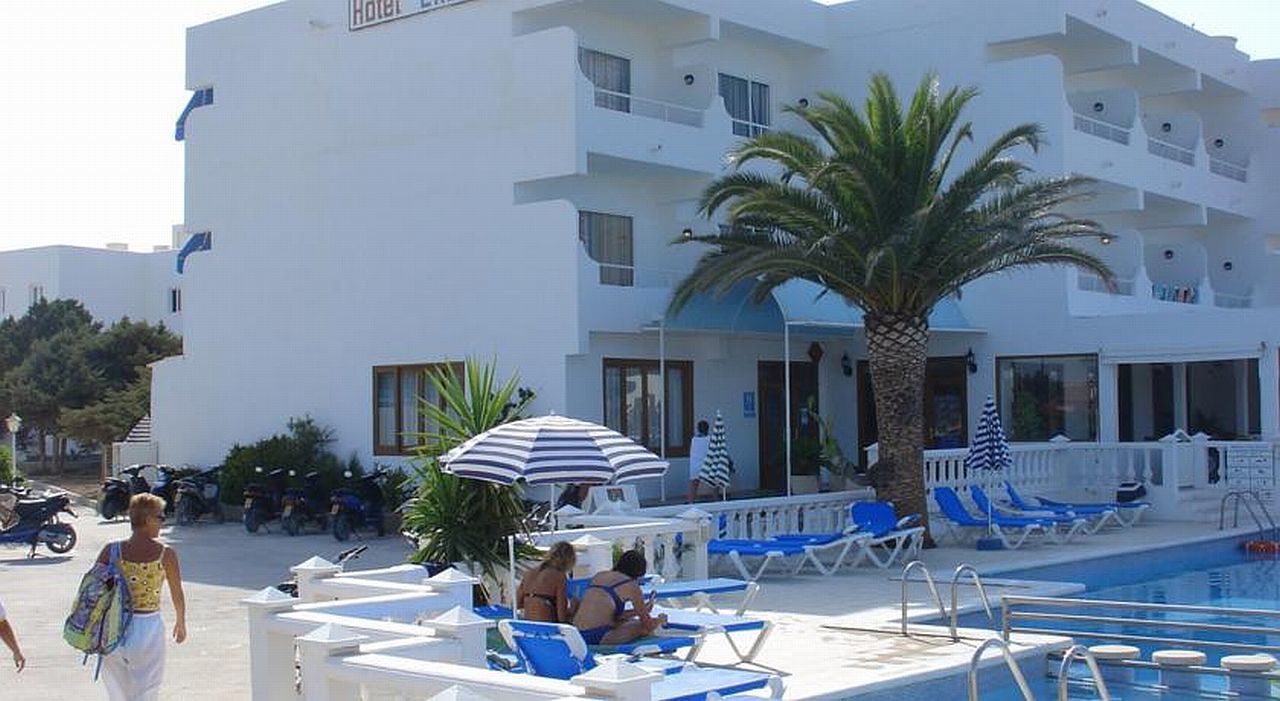 Lago Playa Es Pujols Exterior foto